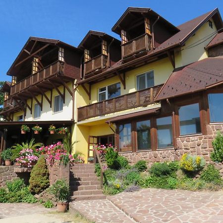 Prima Porta Vendeghaz Hotel Balatonalmádi Екстериор снимка